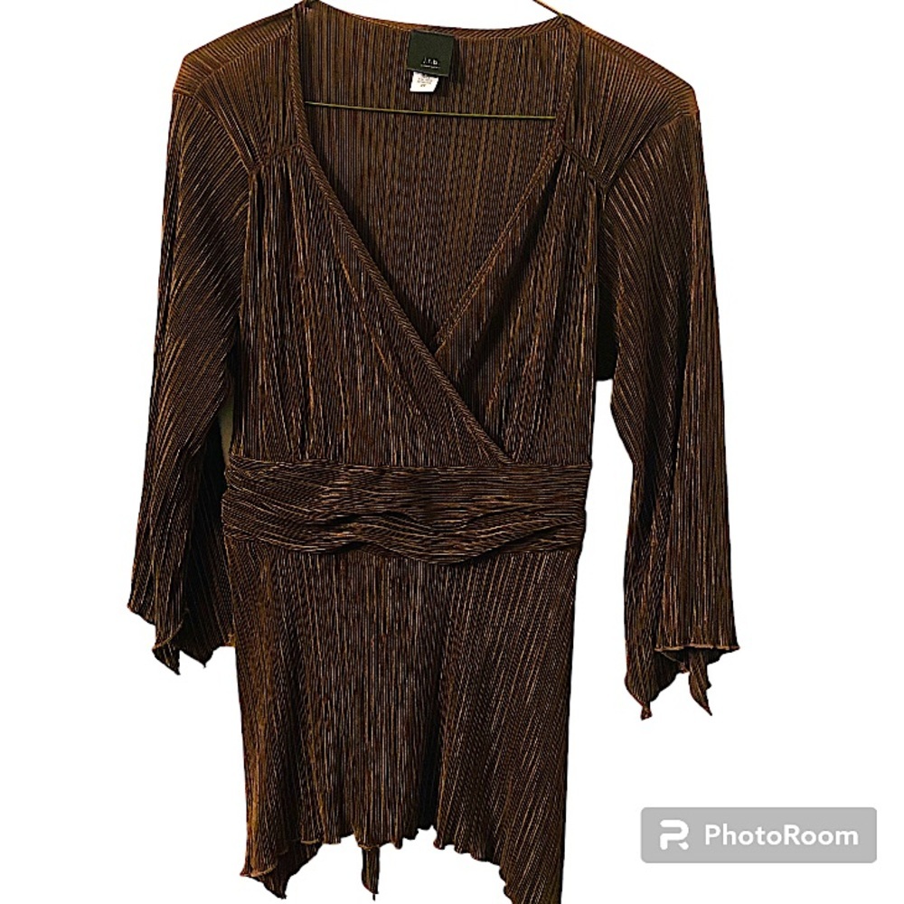 JTB Feminine Brown Micro Pleated V Neck Long Sleeves Babydoll Vintage Blouse.